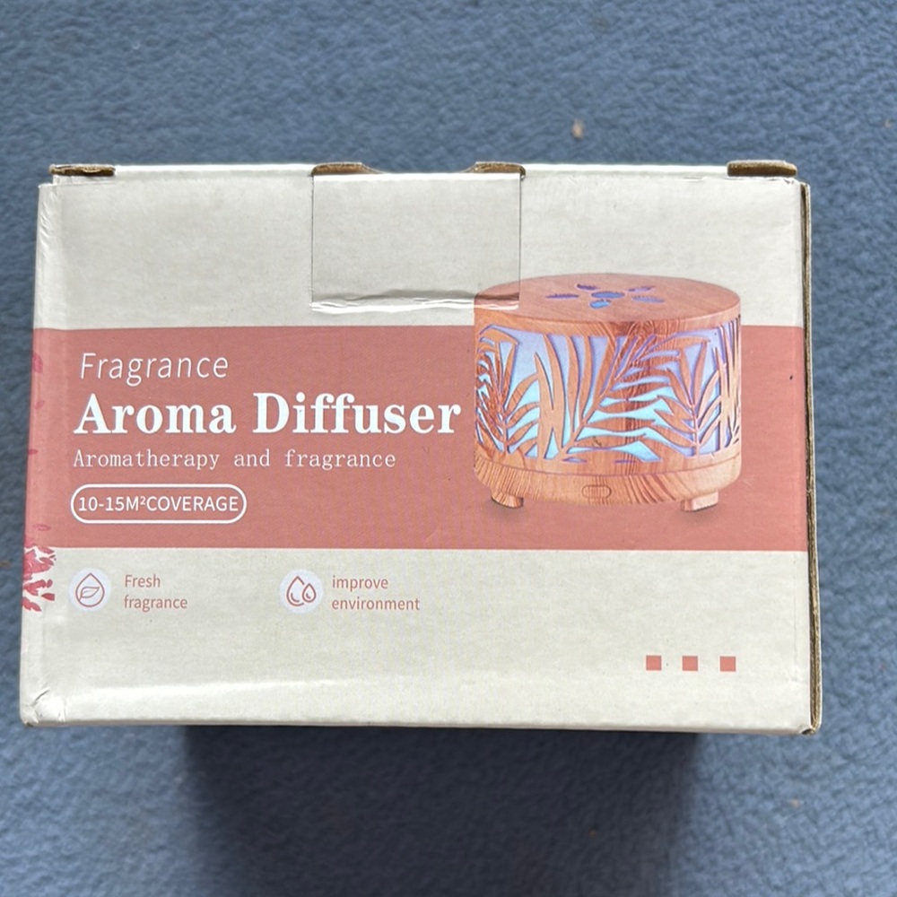 Wooden Aroma Diffuser with Leaf Design